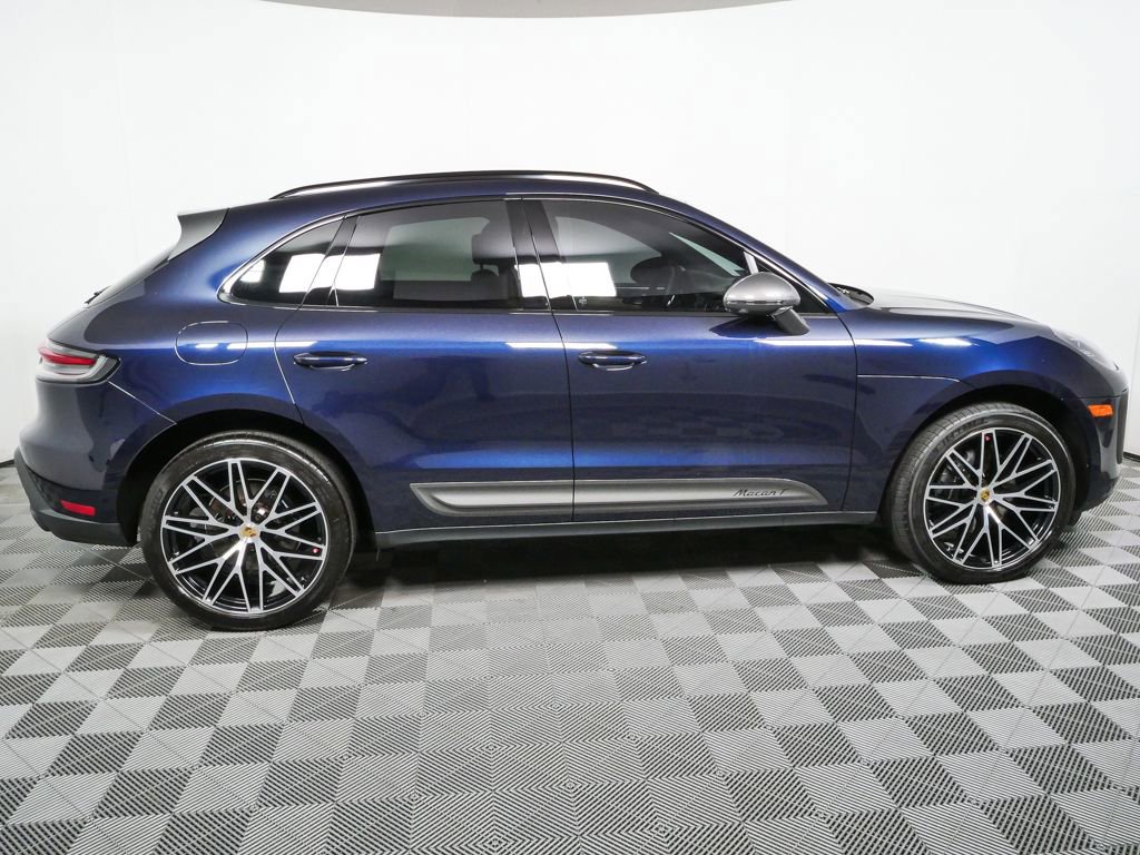 Certified 2023 Porsche Macan Turbo AWD/4WD image 29