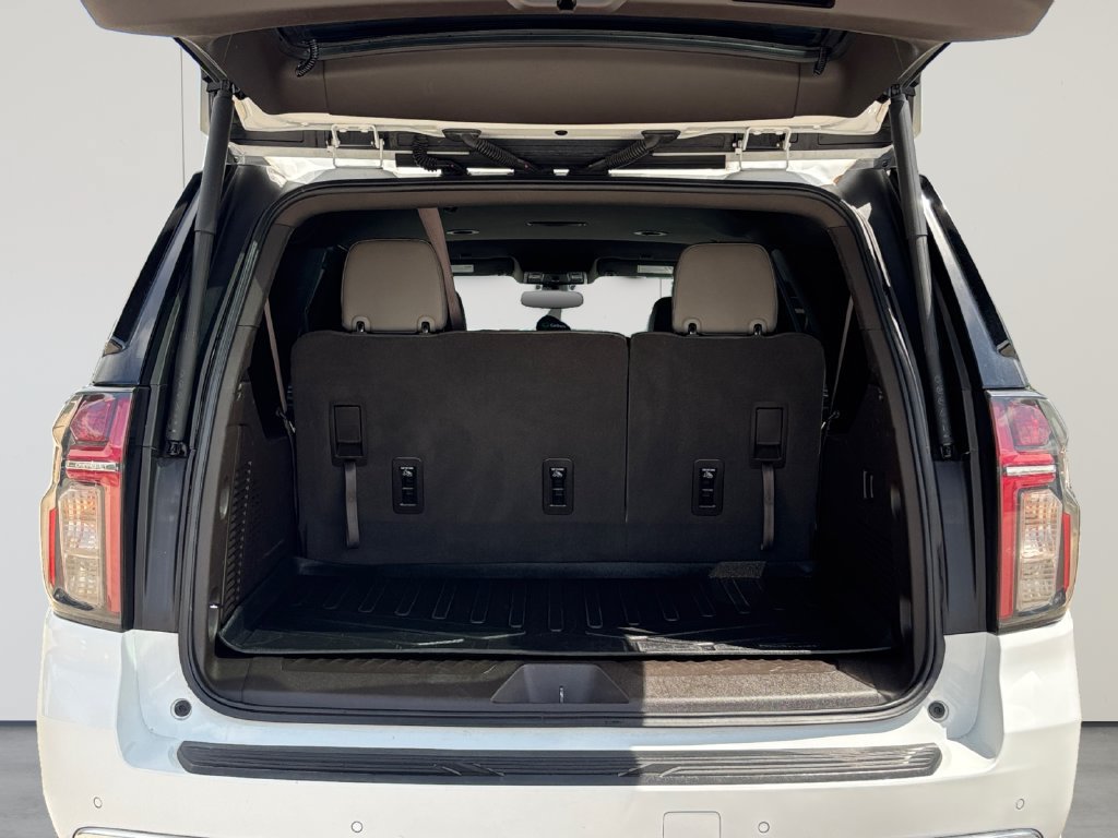 Certified 2021 Chevrolet Suburban LT RWD image 18