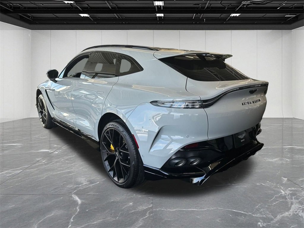 New 2026 Aston Martin DBX 707 image 3