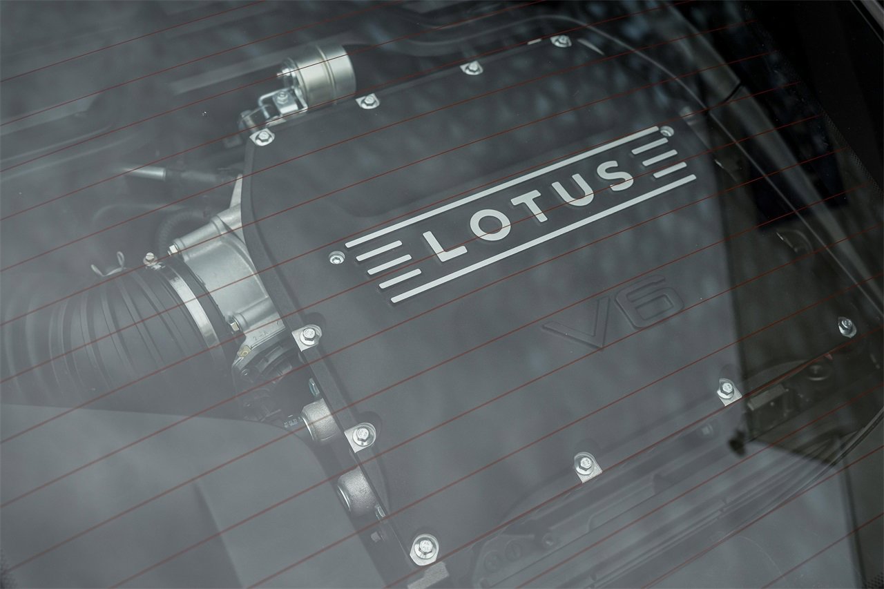 New 2025 Lotus Emira image 40
