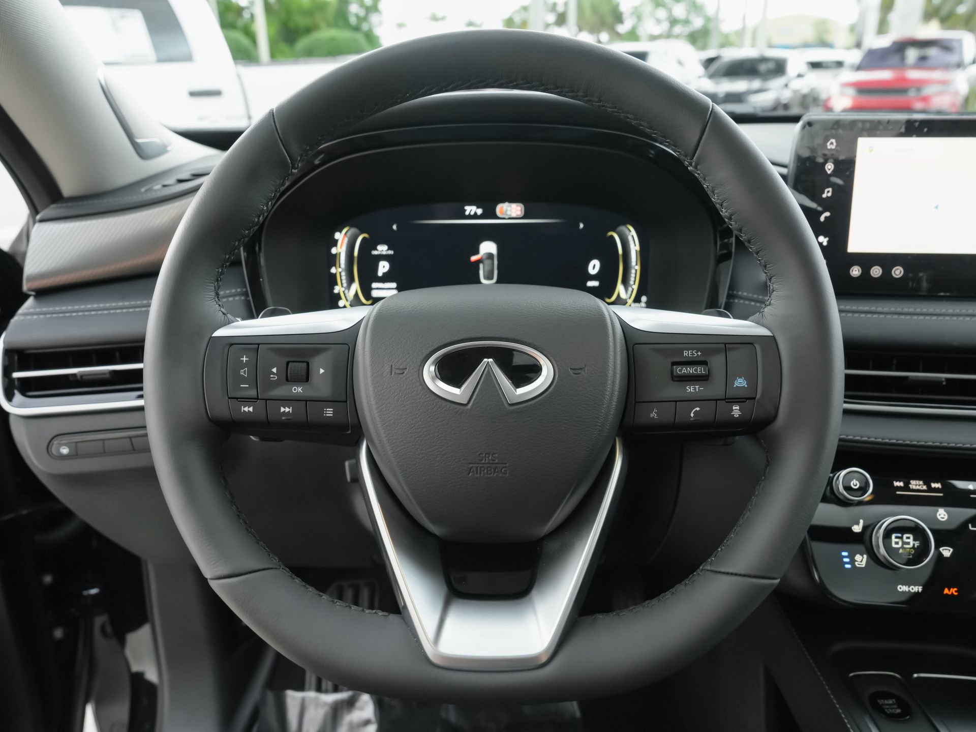 Certified 2026 INFINITI QX60 Luxe w/ Cargo Package FWD image 9