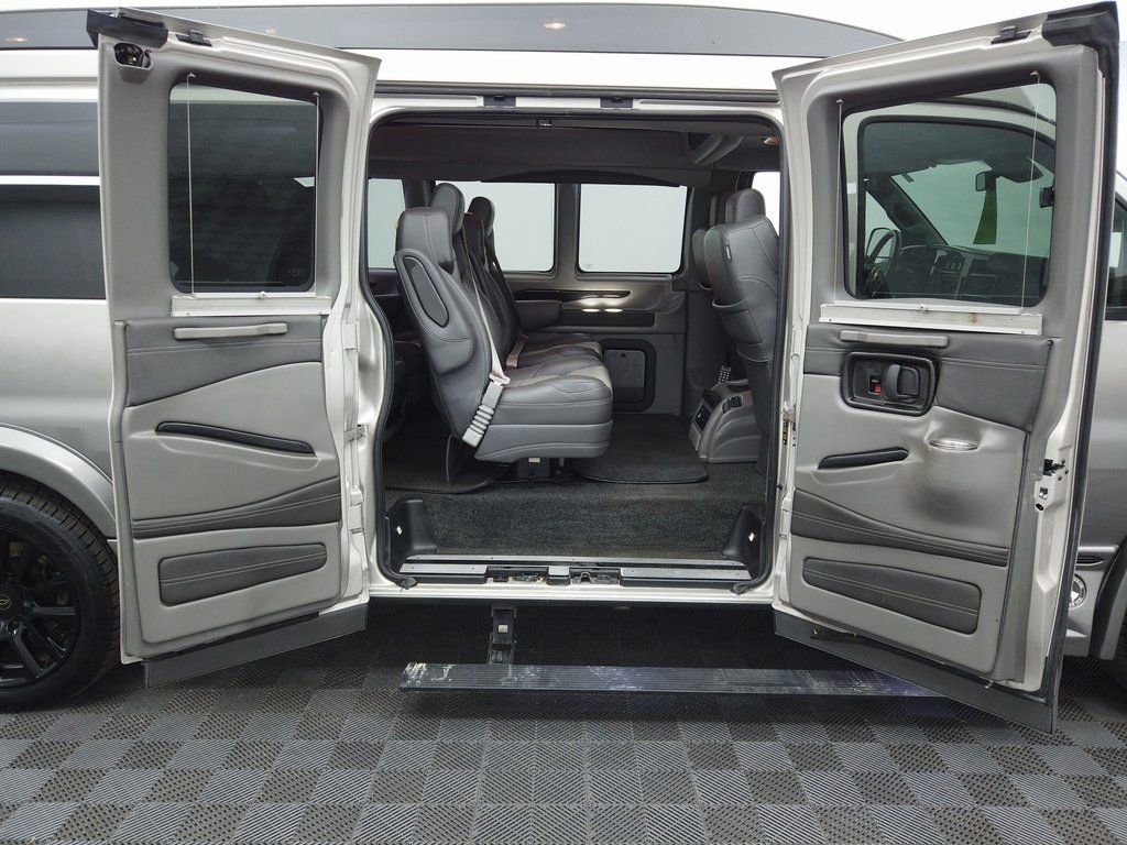 Used 2020 Chevrolet Express 2500 Extended w/ Enhanced Convenience Package image 44