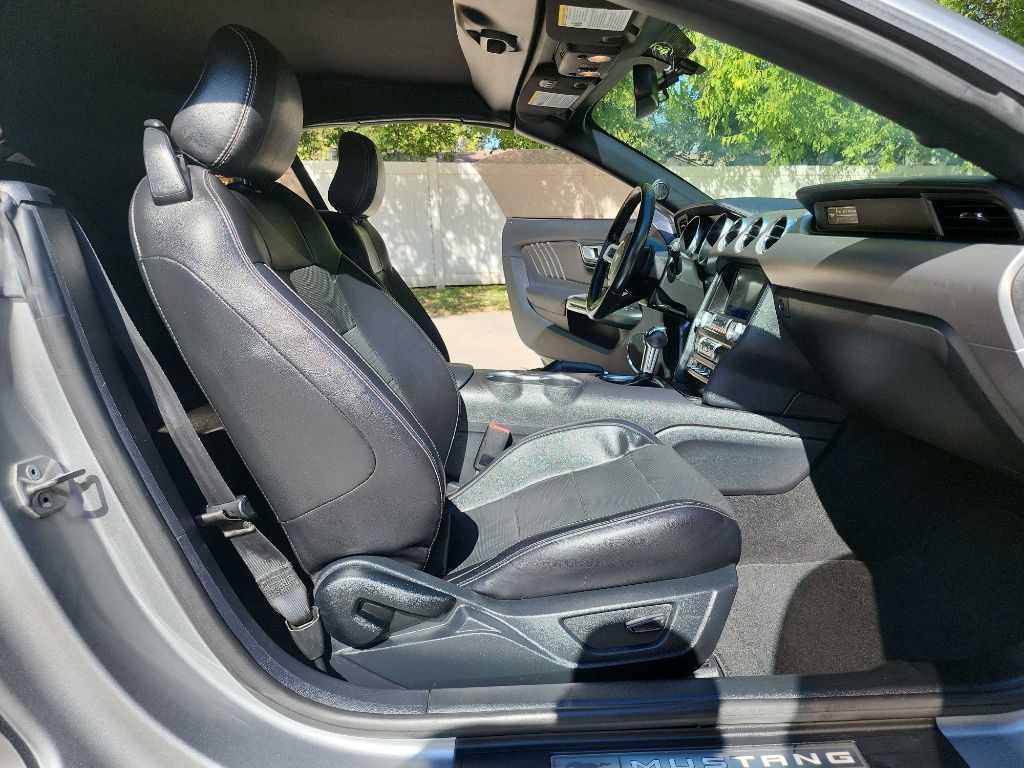 Used 2020 Ford Mustang Premium image 29