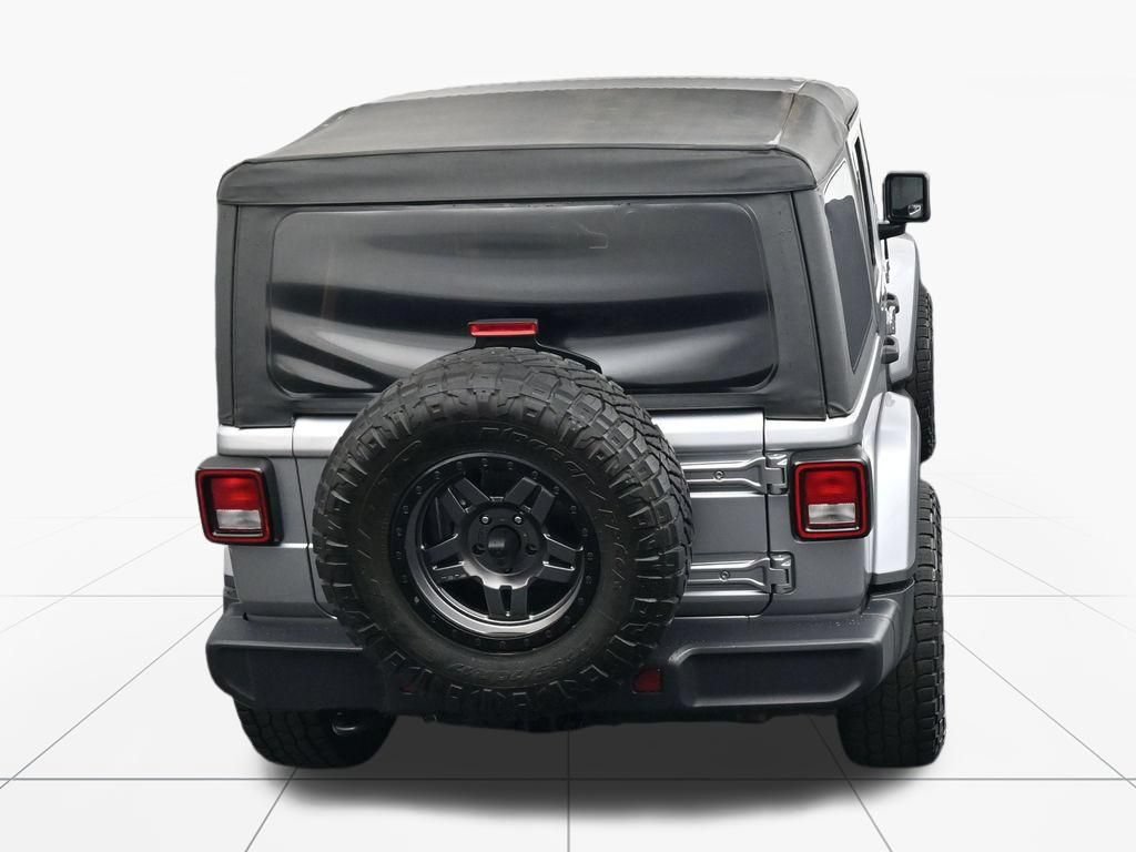 Used 2020 Jeep Wrangler Unlimited Sahara AWD/4WD image 28