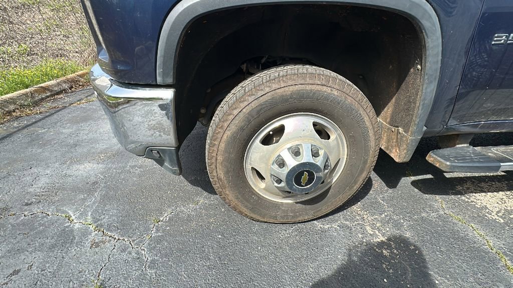 Used 2020 Chevrolet Silverado 3500 LTZ w/ LTZ Plus Package image 2