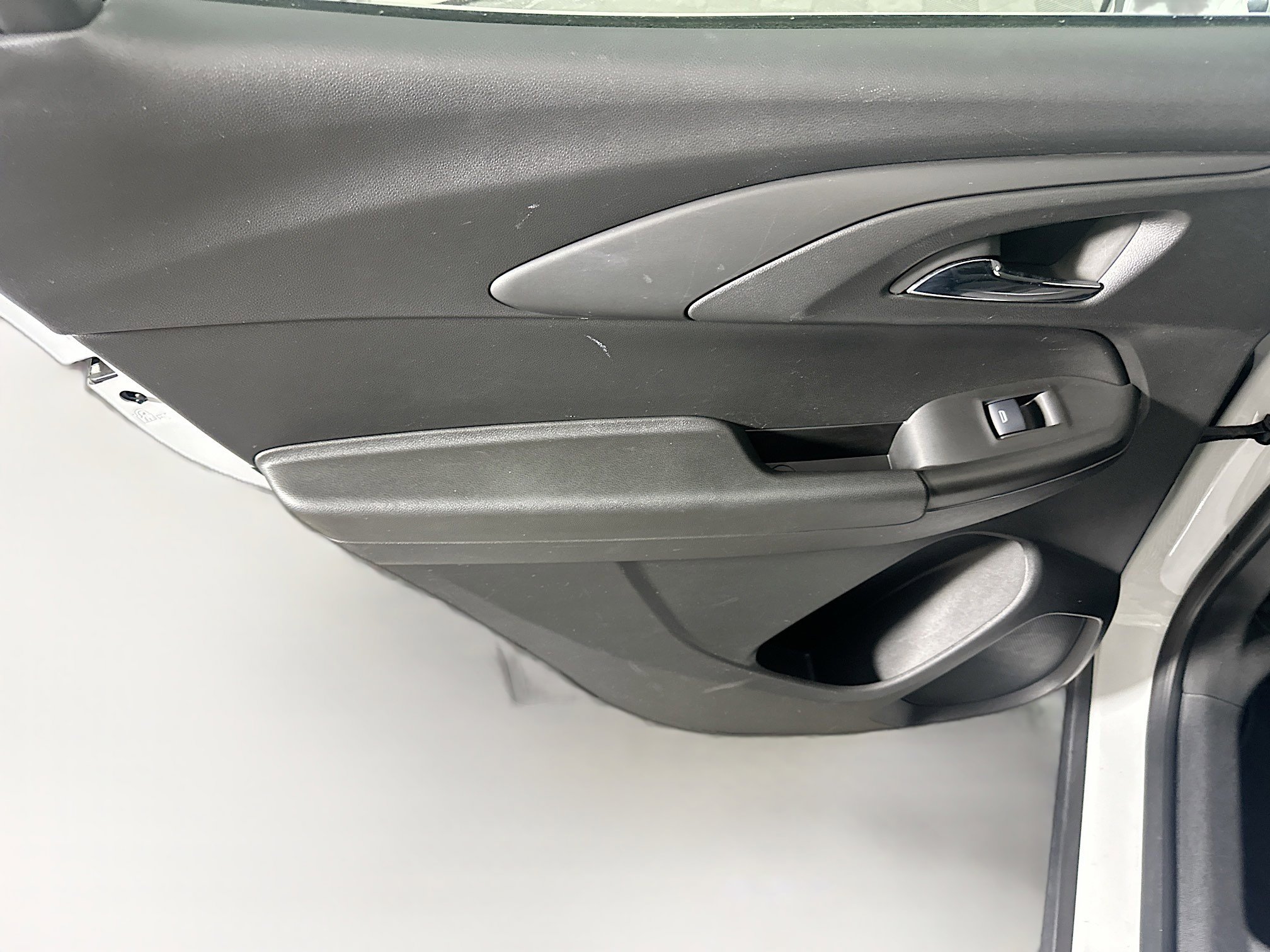 Used 2024 Chevrolet TrailBlazer LS image 25