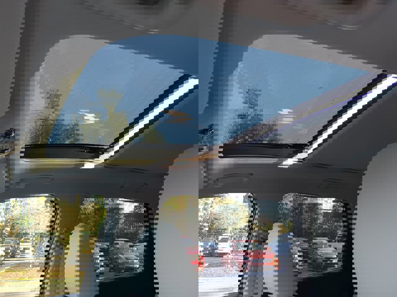 New 2025 Kia Sorento EX w/ Panoramic Sunroof Package image 17