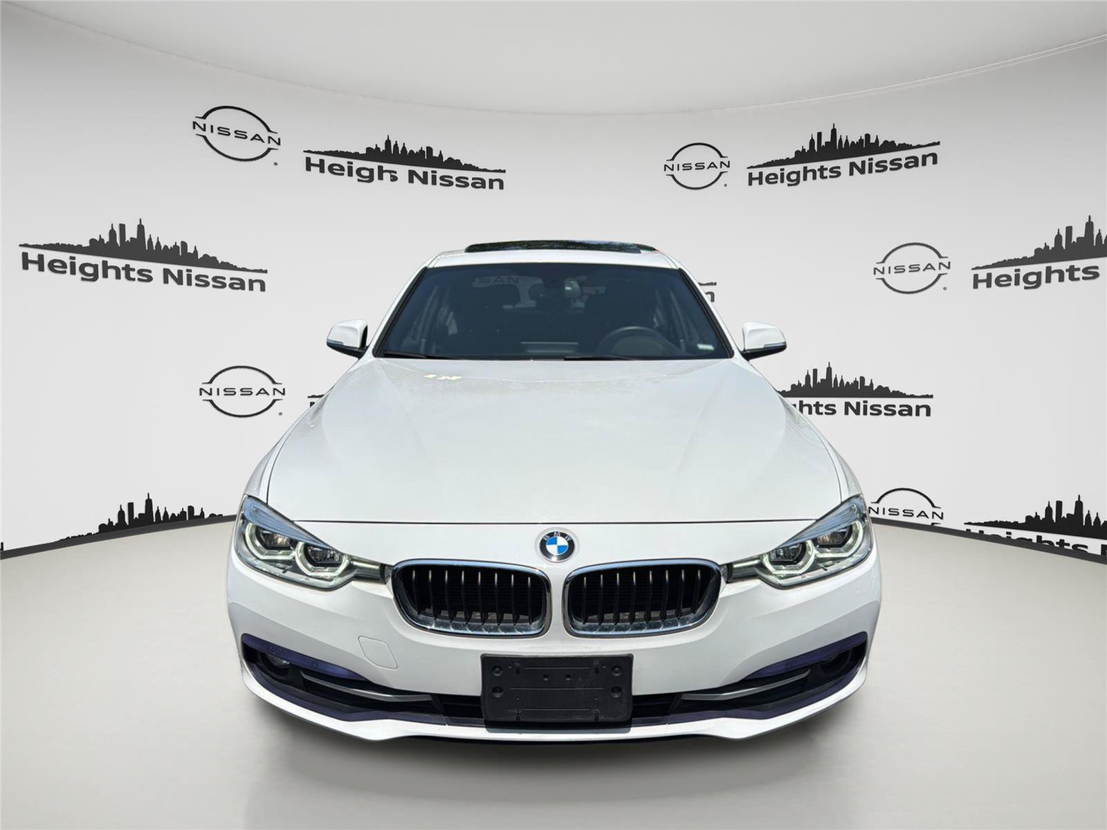 Used 2018 BMW 328d Sedan RWD image 9
