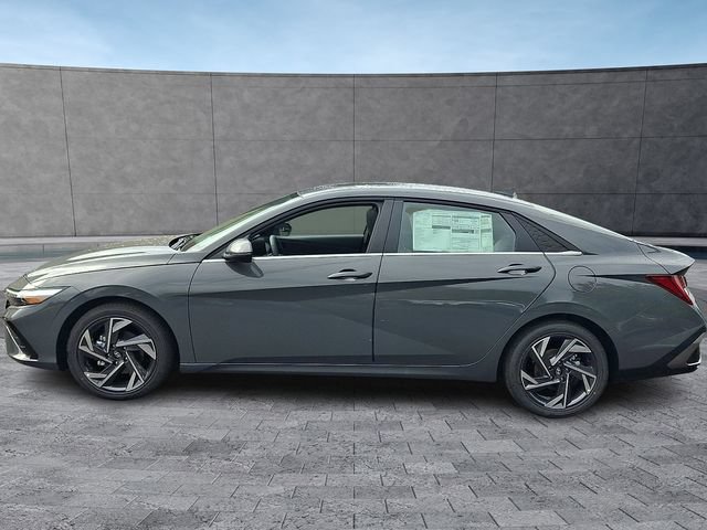 New 2026 Hyundai Elantra Limited FWD image 4