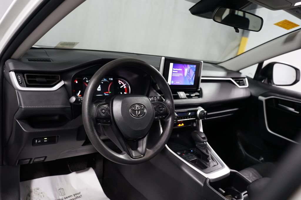 Certified 2025 Toyota RAV4 XLE FWD image 11