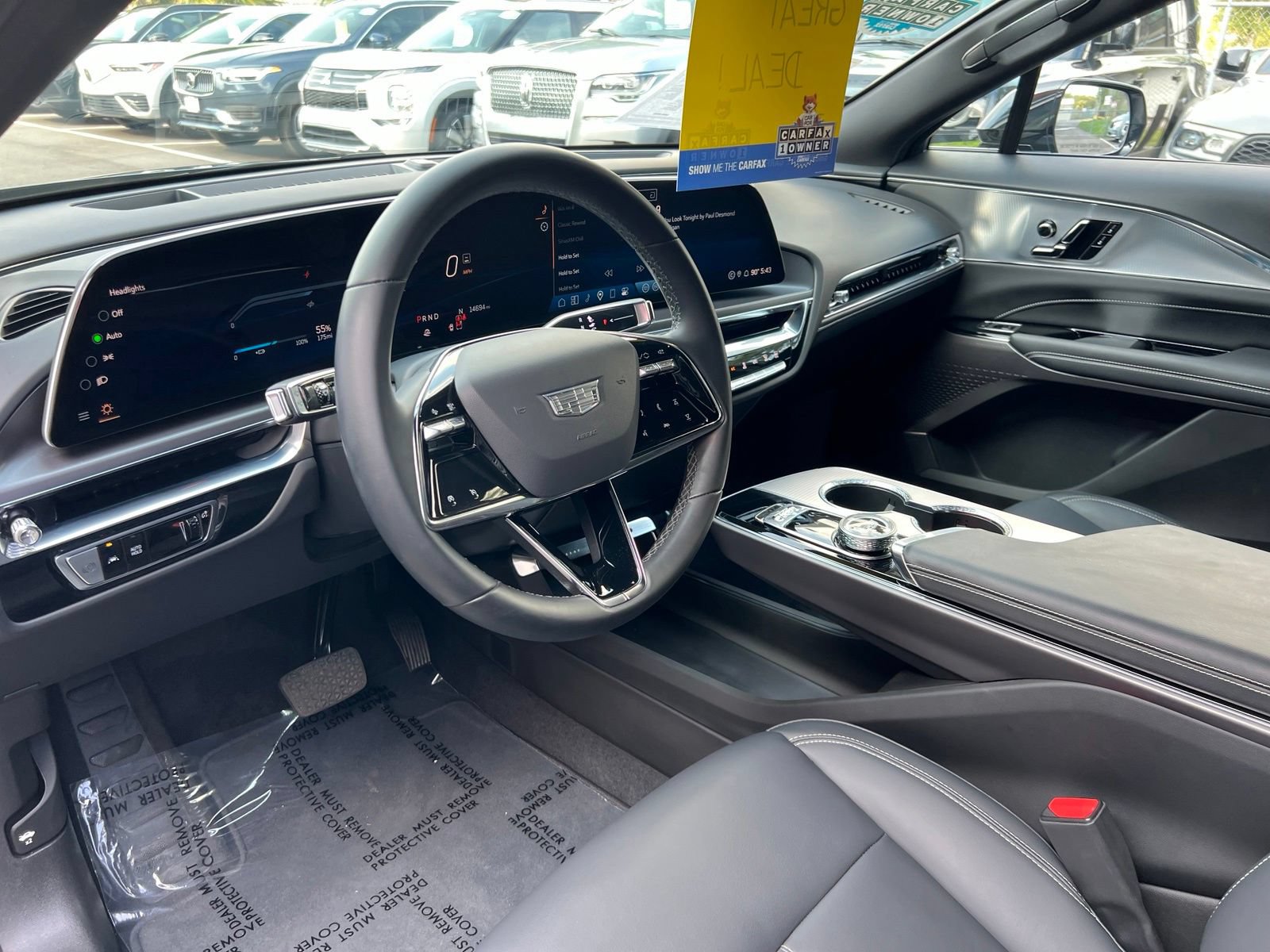 Used 2024 Cadillac Lyriq Tech AWD/4WD image 31