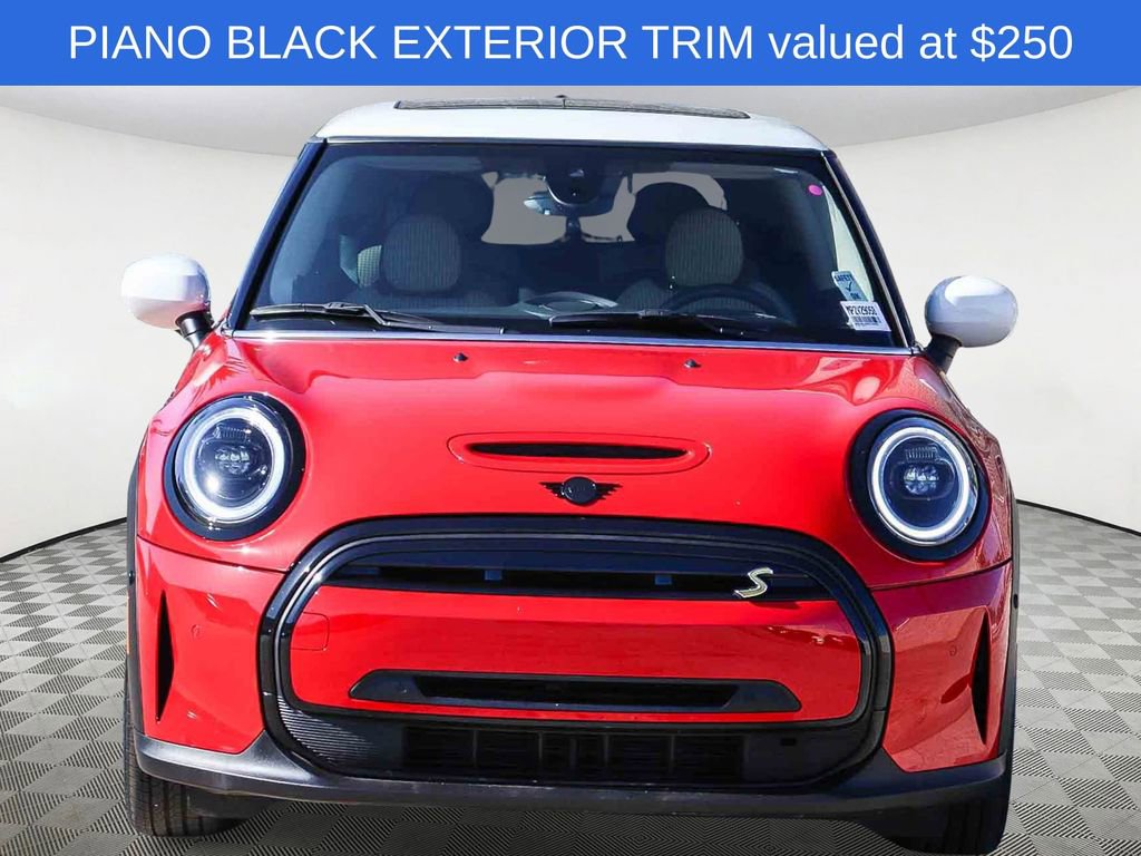 Used 2024 MINI Cooper SE image 2