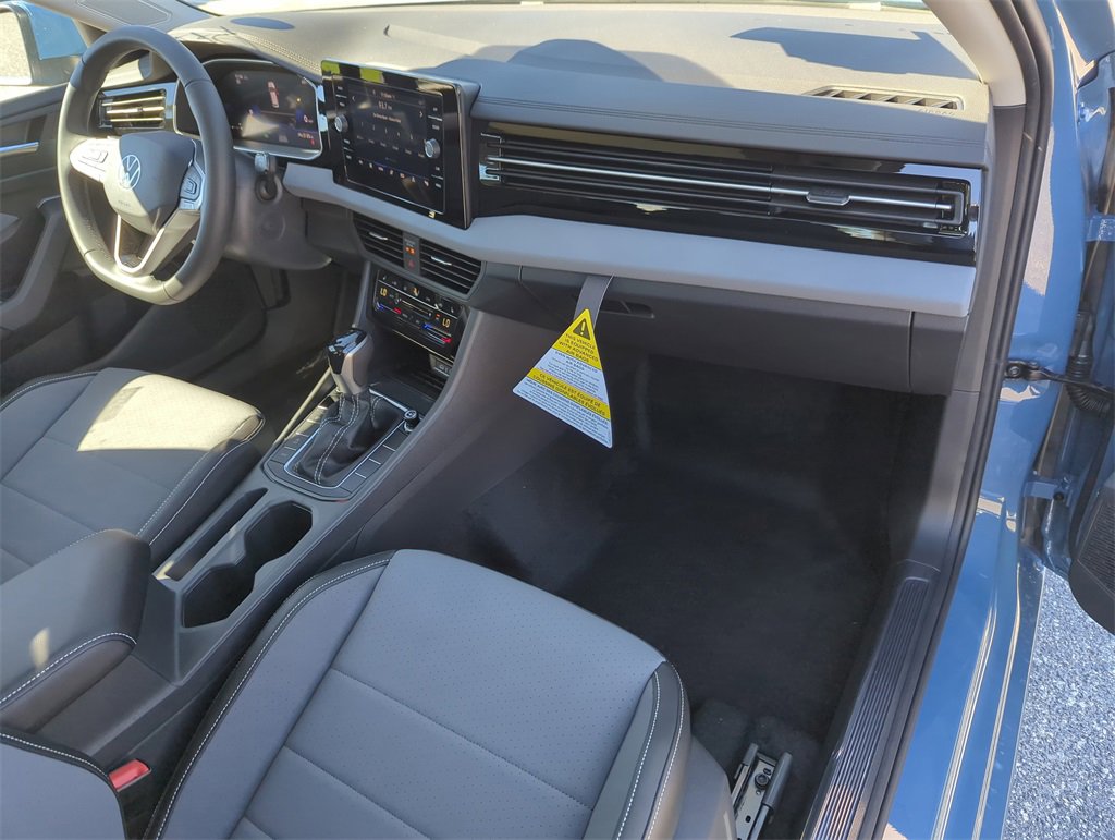 New 2026 Volkswagen Jetta SE image 18