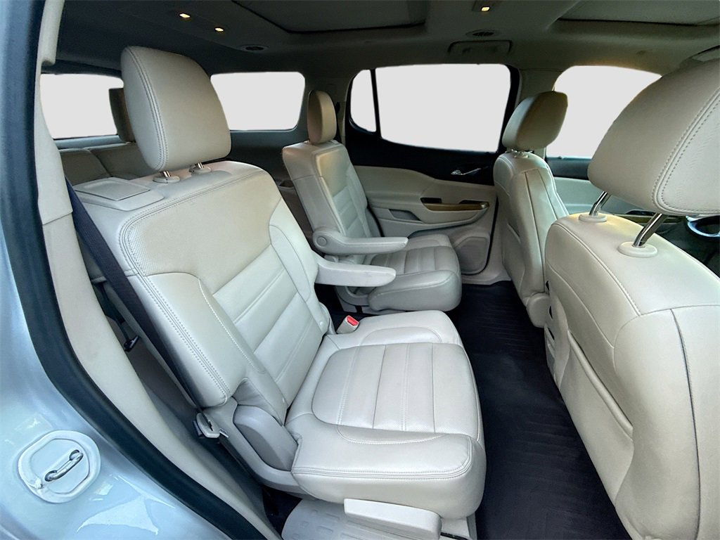 Used 2017 GMC Acadia Denali w/ Technology Package image 32