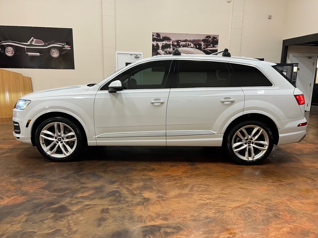 Used 2018 Audi Q7 3.0T Prestige AWD/4WD image 6