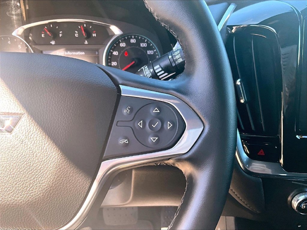 Used 2023 Chevrolet Traverse LT w/ Midnight/Sport Edition AWD/4WD image 25