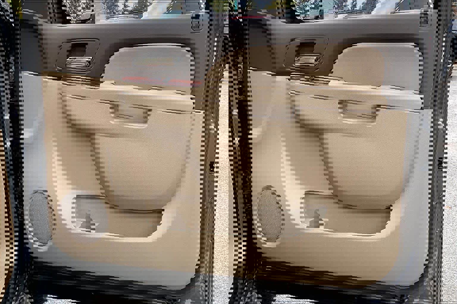 Used 2013 Chevrolet Tahoe LS w/ Texas Edition image 20