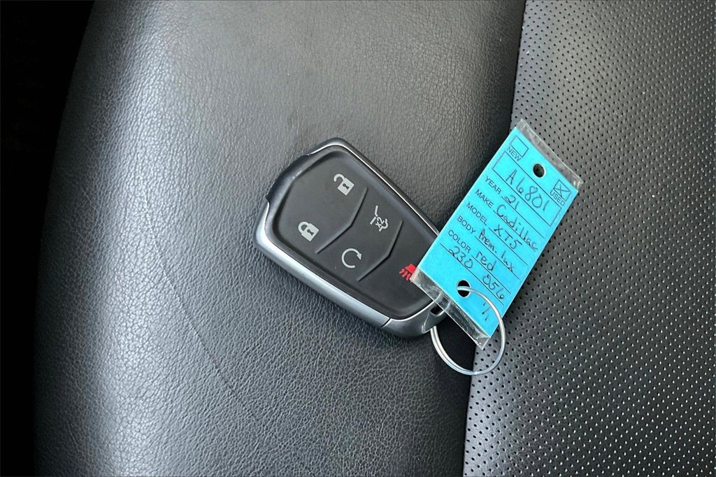 Used 2021 Cadillac XT5 Premium Luxury image 11