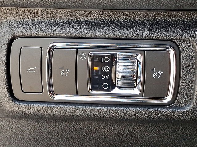 Used 2023 Lincoln Corsair Reserve w/ Equipment Group 201A AWD/4WD image 26