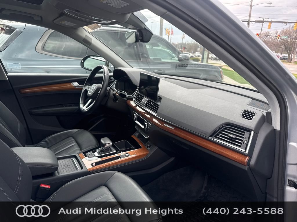 Certified 2021 Audi Q5 2.0T Premium Plus w/ Premium Plus Package image 16