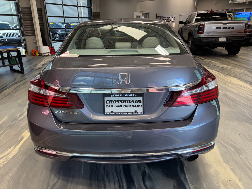 Used 2017 Honda Accord EX-L image 34