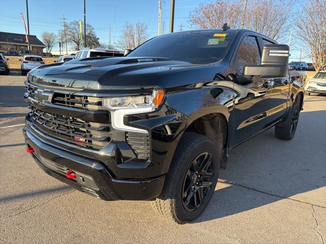 Used 2025 Chevrolet Silverado 1500 LT Trail Boss w/ LPO, Utility Wall Package image 8
