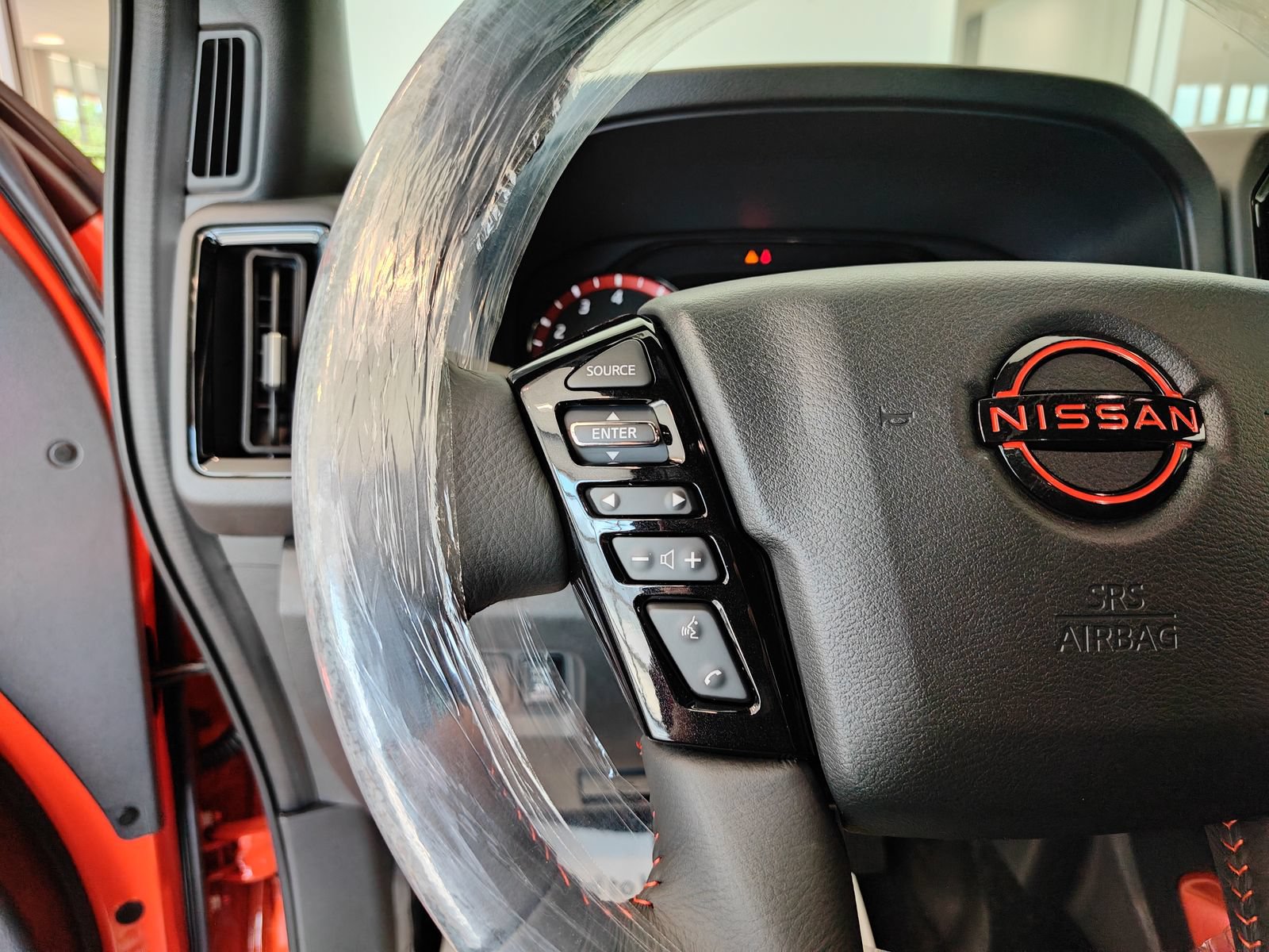 New 2026 Nissan Frontier PRO-4X w/ Pro-4x Convenience Package AWD/4WD image 19