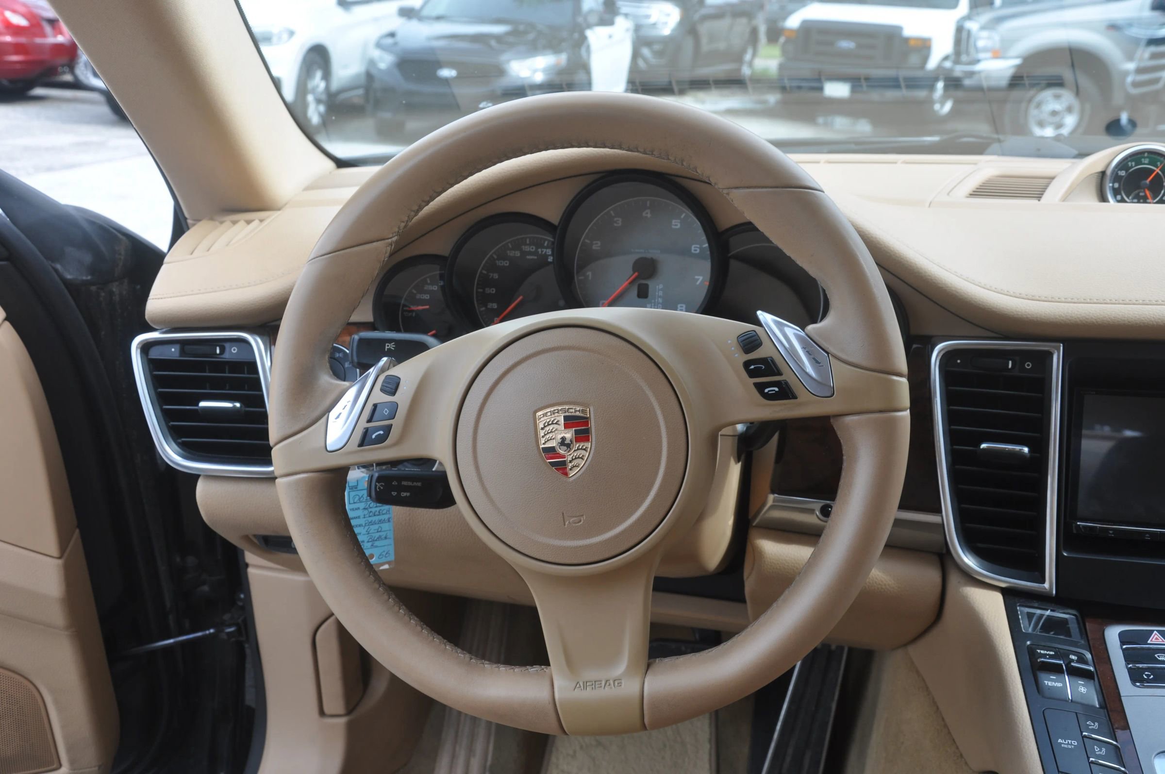 Used 2013 Porsche Panamera 4S image 33