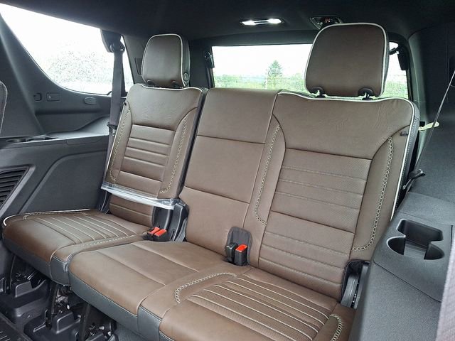 New 2026 GMC Yukon Denali Ultimate AWD/4WD image 12