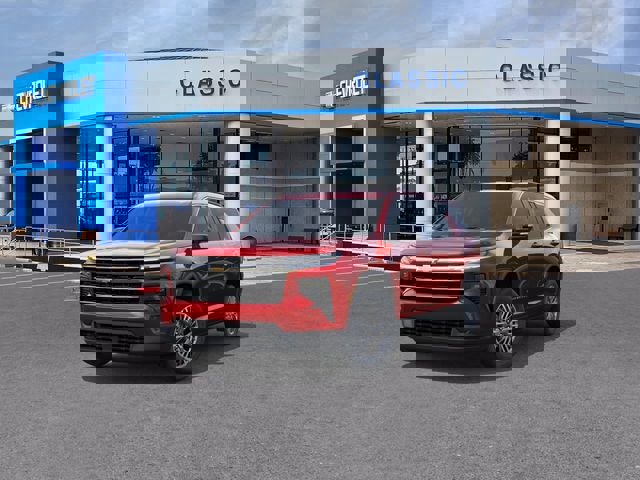 New 2026 Chevrolet Traverse LT w/ Driver Confidence Package FWD image 8