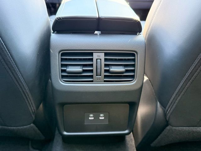 Certified 2025 Nissan Rogue Platinum AWD/4WD image 22