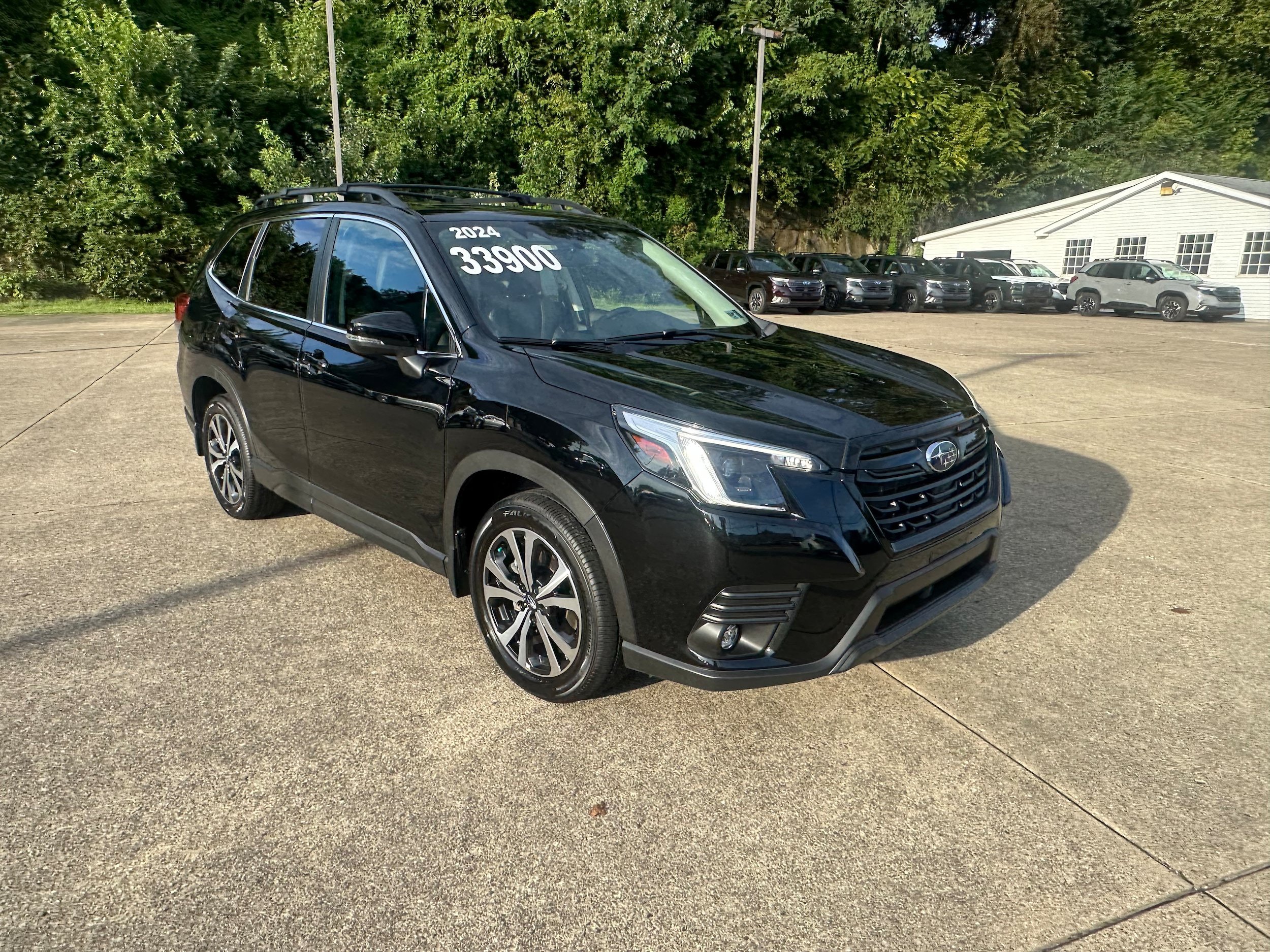 Used 2024 Subaru Forester Limited AWD/4WD image 2