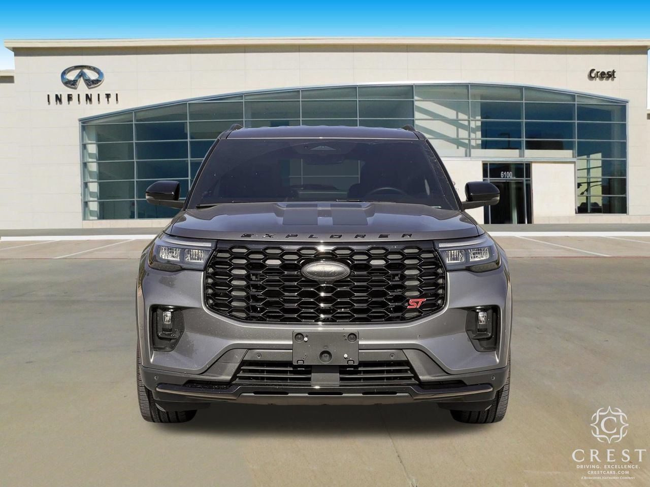 Used 2025 Ford Explorer ST AWD/4WD image 7