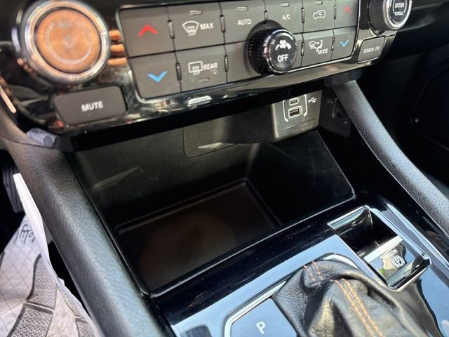 Used 2022 Jeep Compass Limited w/ Elite Group AWD/4WD image 41