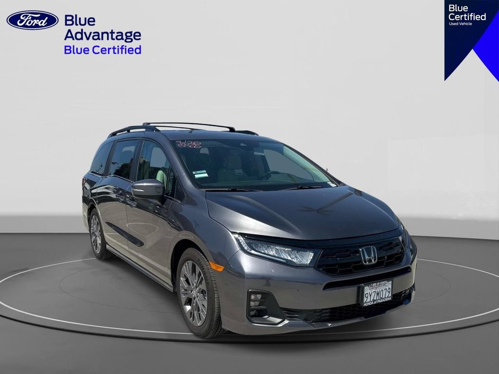 Used 2026 Honda Odyssey Touring image 7