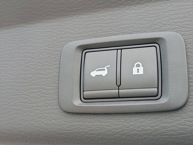 New 2026 Mitsubishi Outlander SE image 12