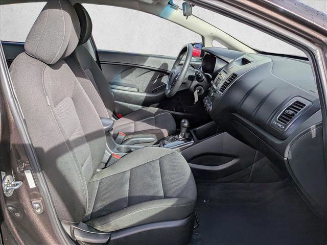 Used 2018 Kia Forte LX image 21