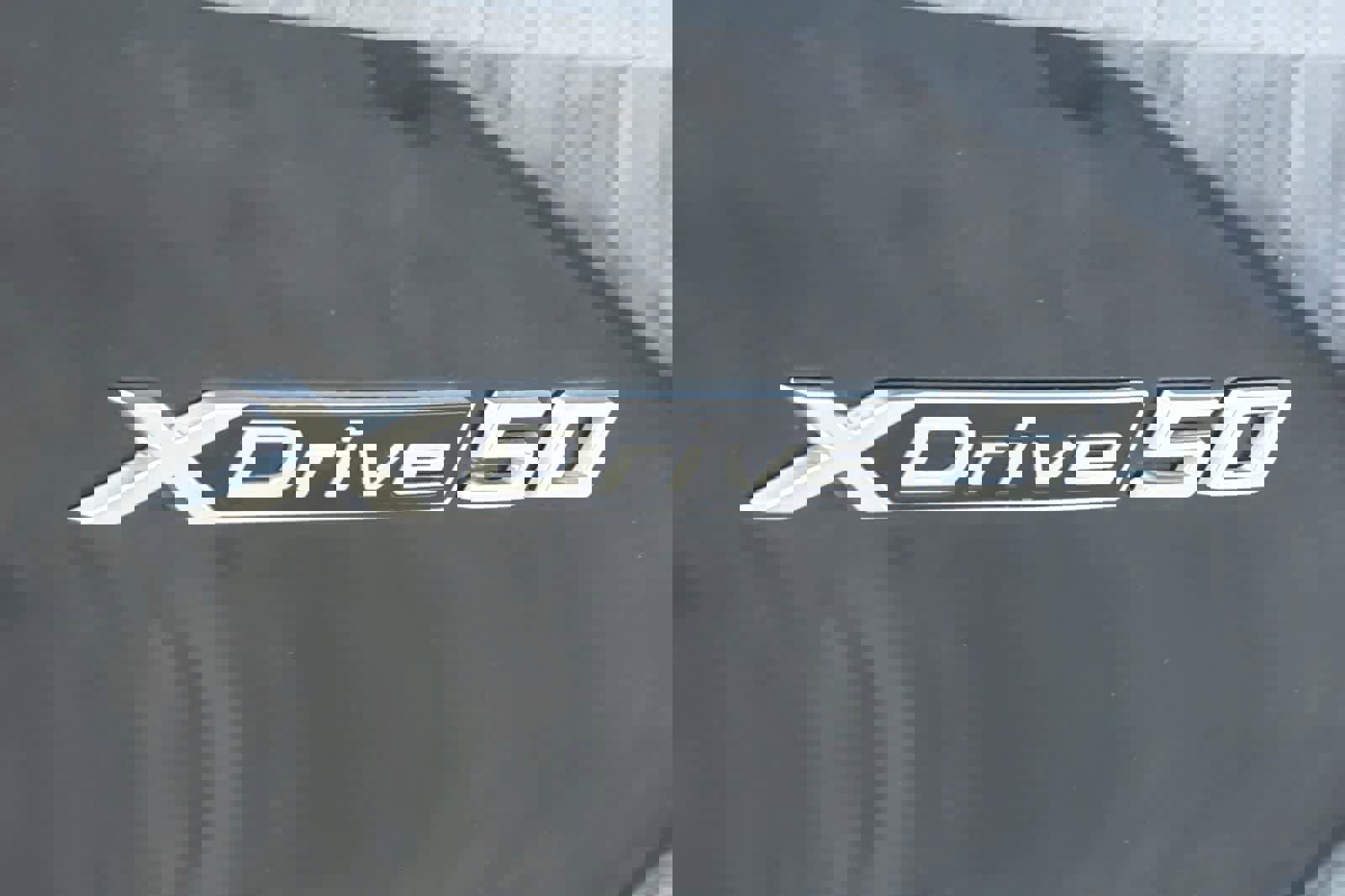 Used 2023 BMW iX xDrive50 image 28