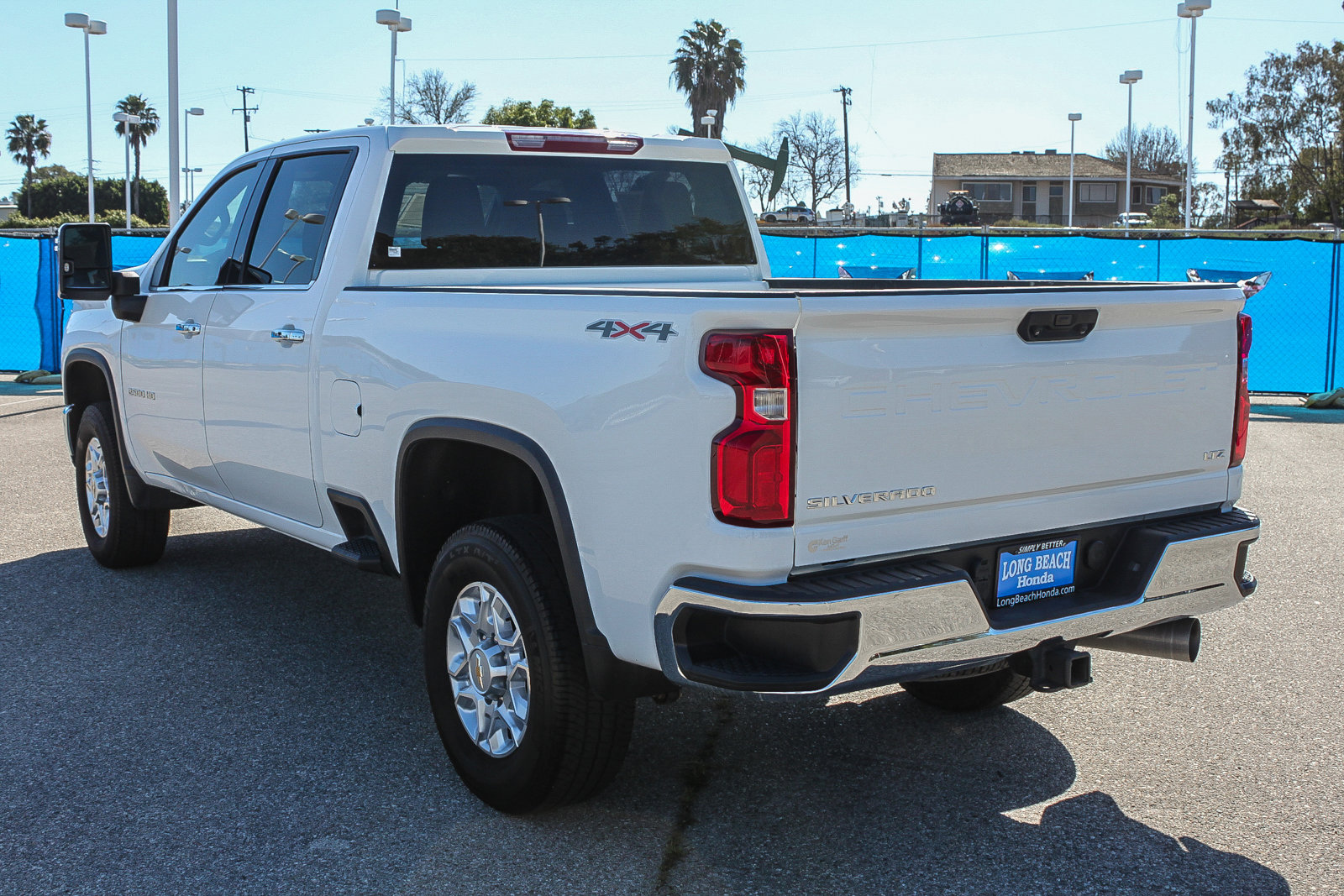 Used 2024 Chevrolet Silverado 2500 LTZ image 7