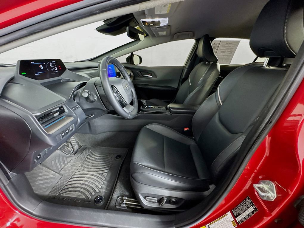 Used 2023 Toyota Prius XLE image 15