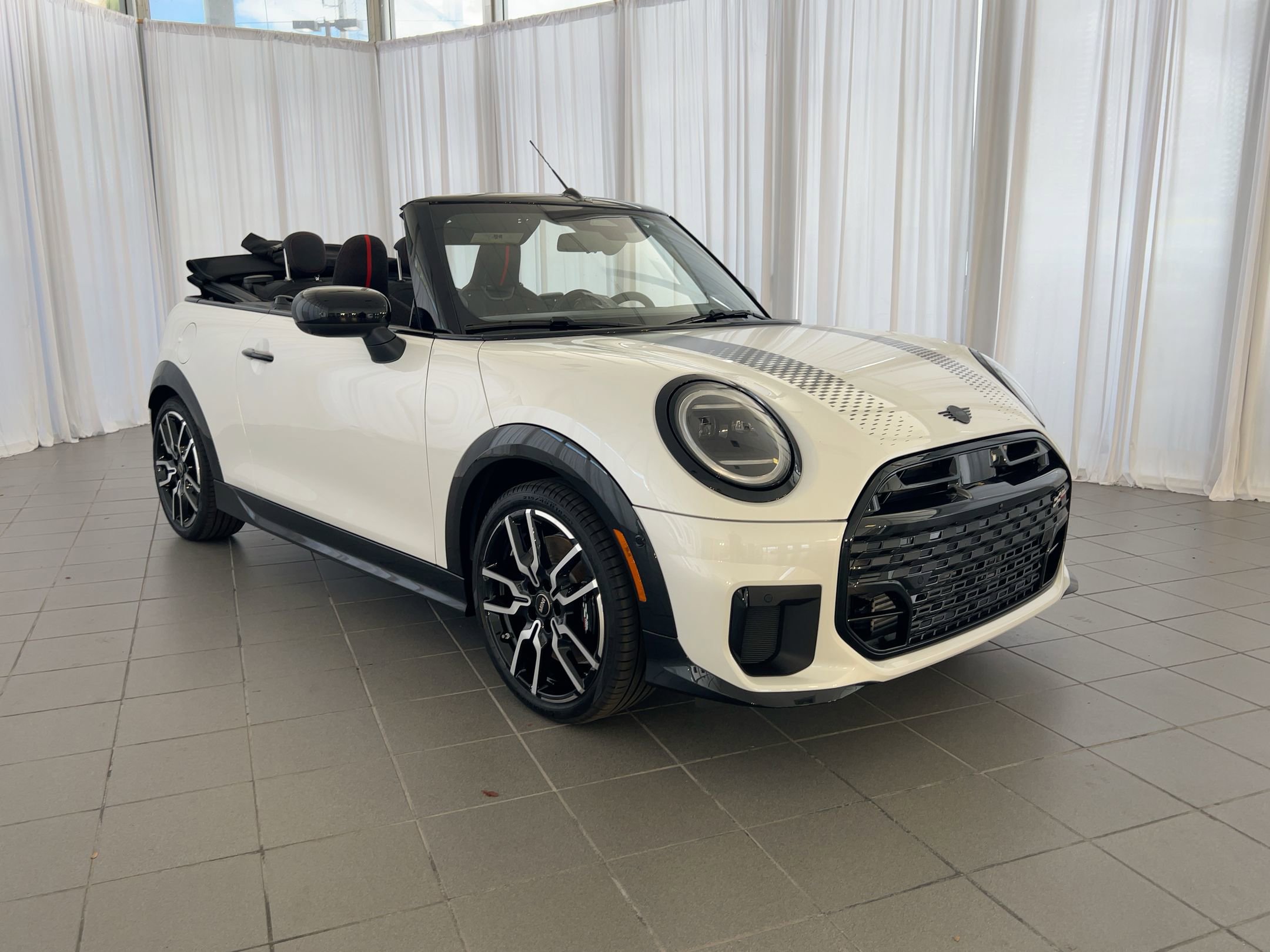 New 2026 MINI Cooper S image 7