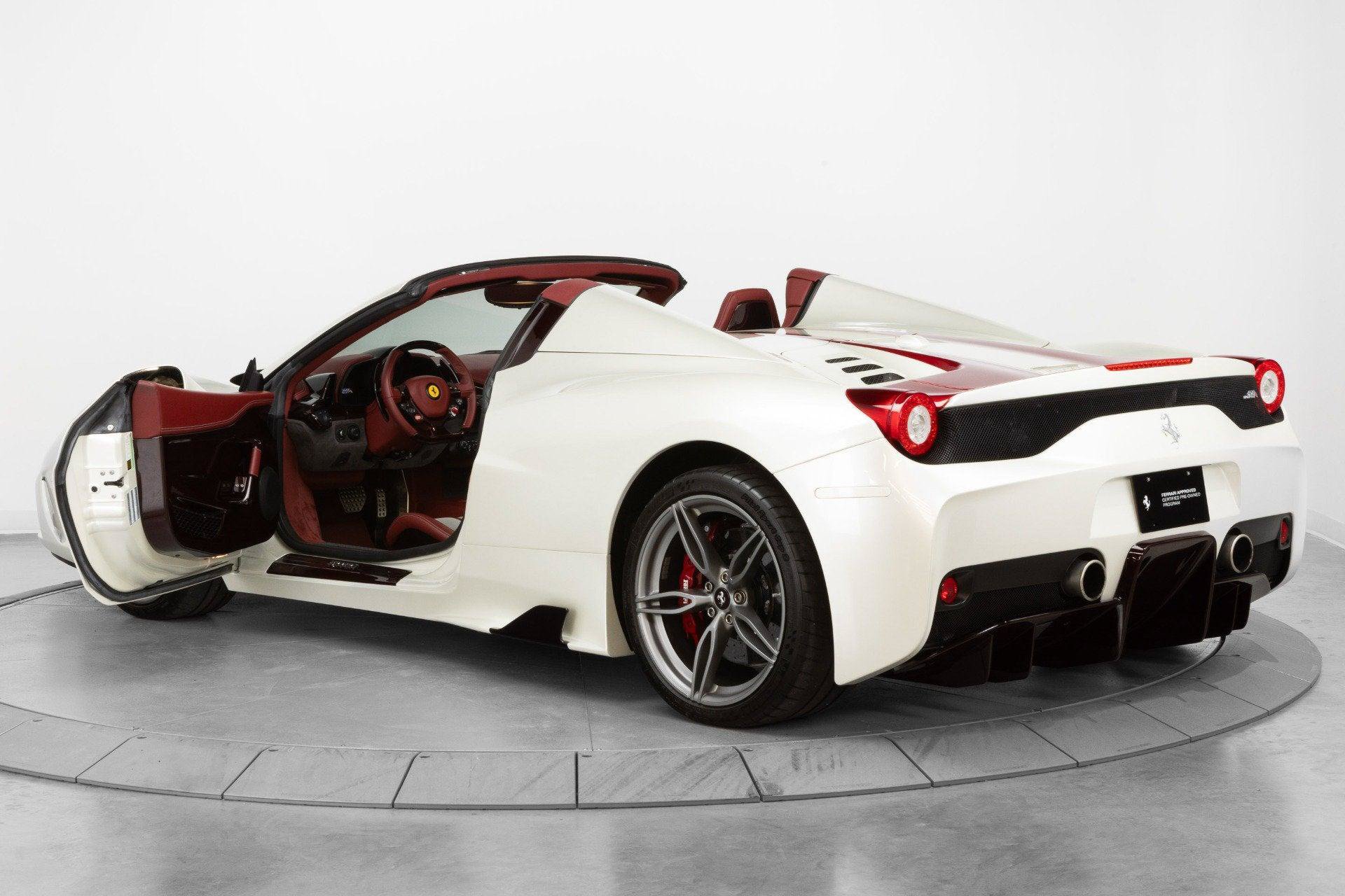 Certified 2015 Ferrari 458 Speciale A RWD image 17