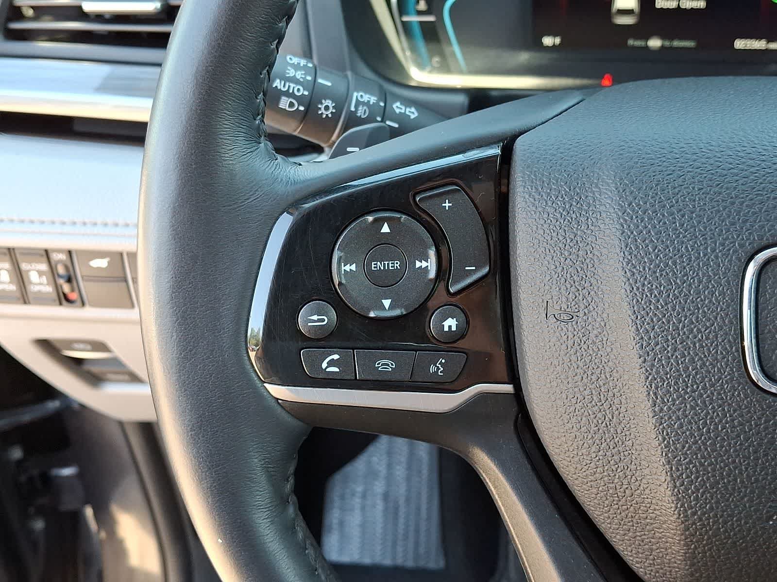 Used 2023 Honda Odyssey Elite image 23
