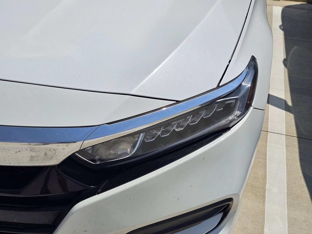Used 2018 Honda Accord LX image 6