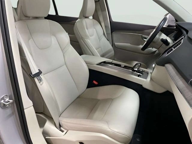 Used 2023 Volvo XC90 B6 Core AWD/4WD image 78