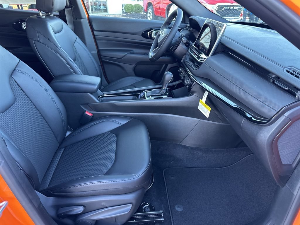 New 2026 Jeep Compass Latitude AWD/4WD image 54