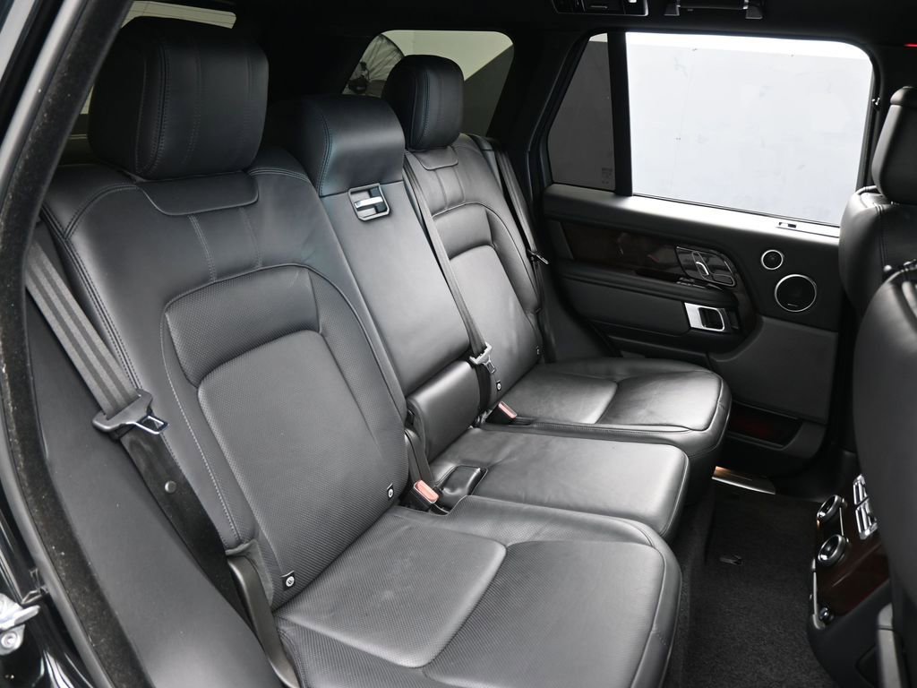 Used 2020 Land Rover Range Rover HSE image 48