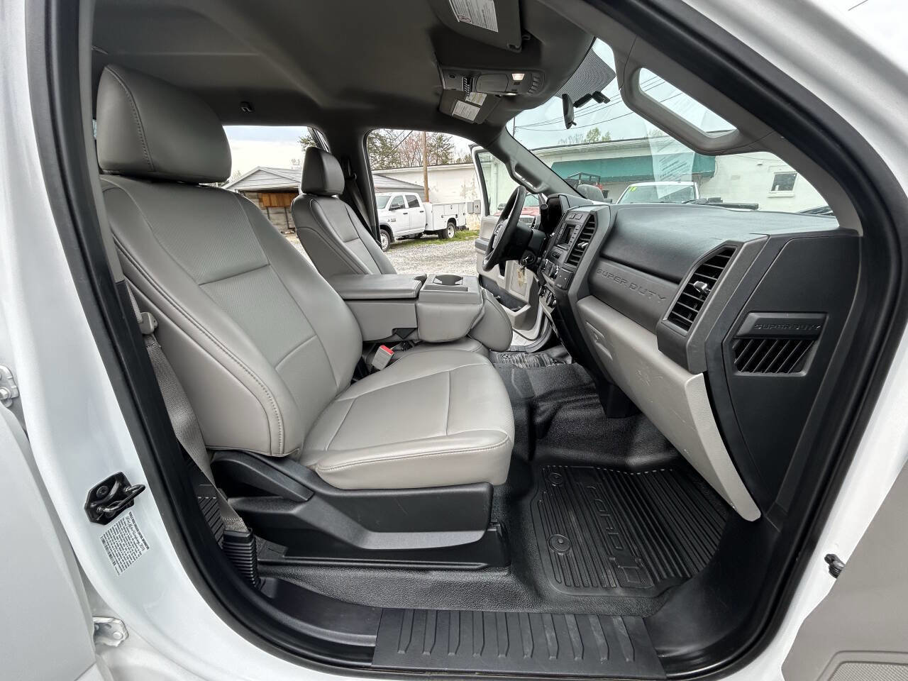 Used 2019 Ford F350 XL w/ Power Equipment Group image 25