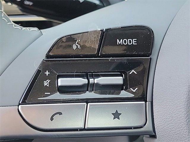 New 2025 Hyundai Elantra Sport image 7