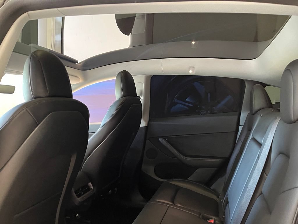 Used 2021 Tesla Model Y Performance AWD/4WD image 16